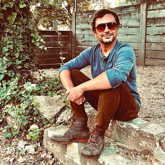 Meet your Posher, Neal - Picture 4 of 5